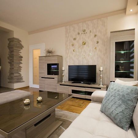 Apartman Luna เทรบินเย ภายนอก รูปภาพ
