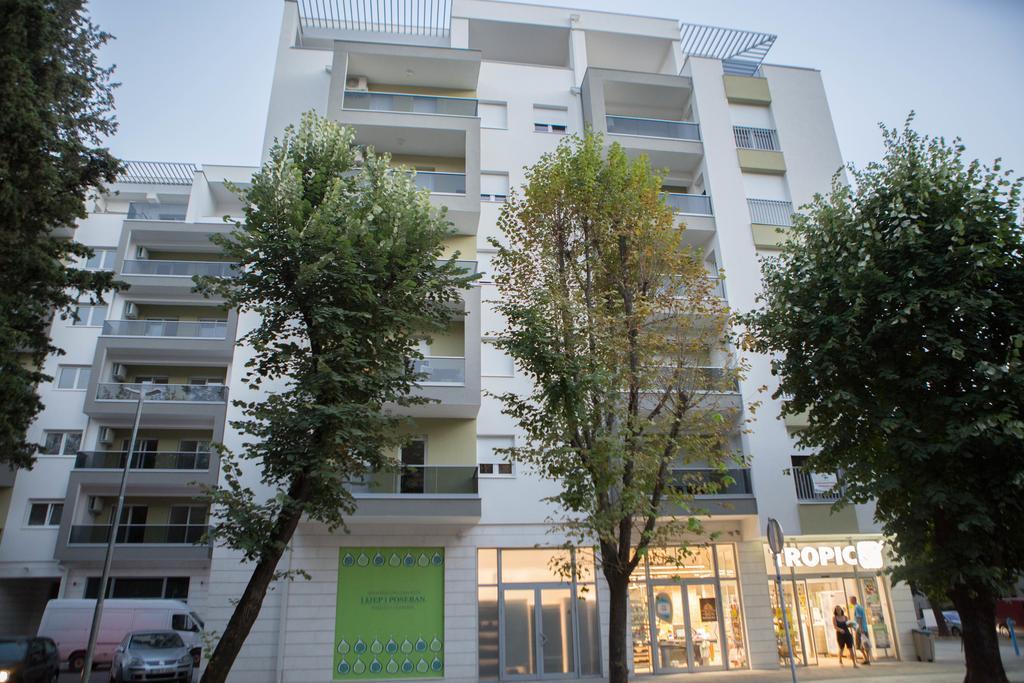 Apartman Luna เทรบินเย ภายนอก รูปภาพ